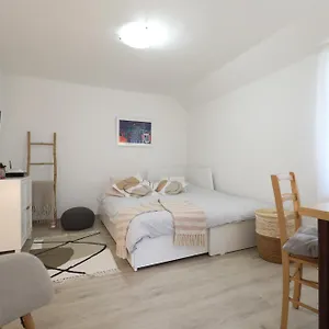  Apartment Mir Kroatien